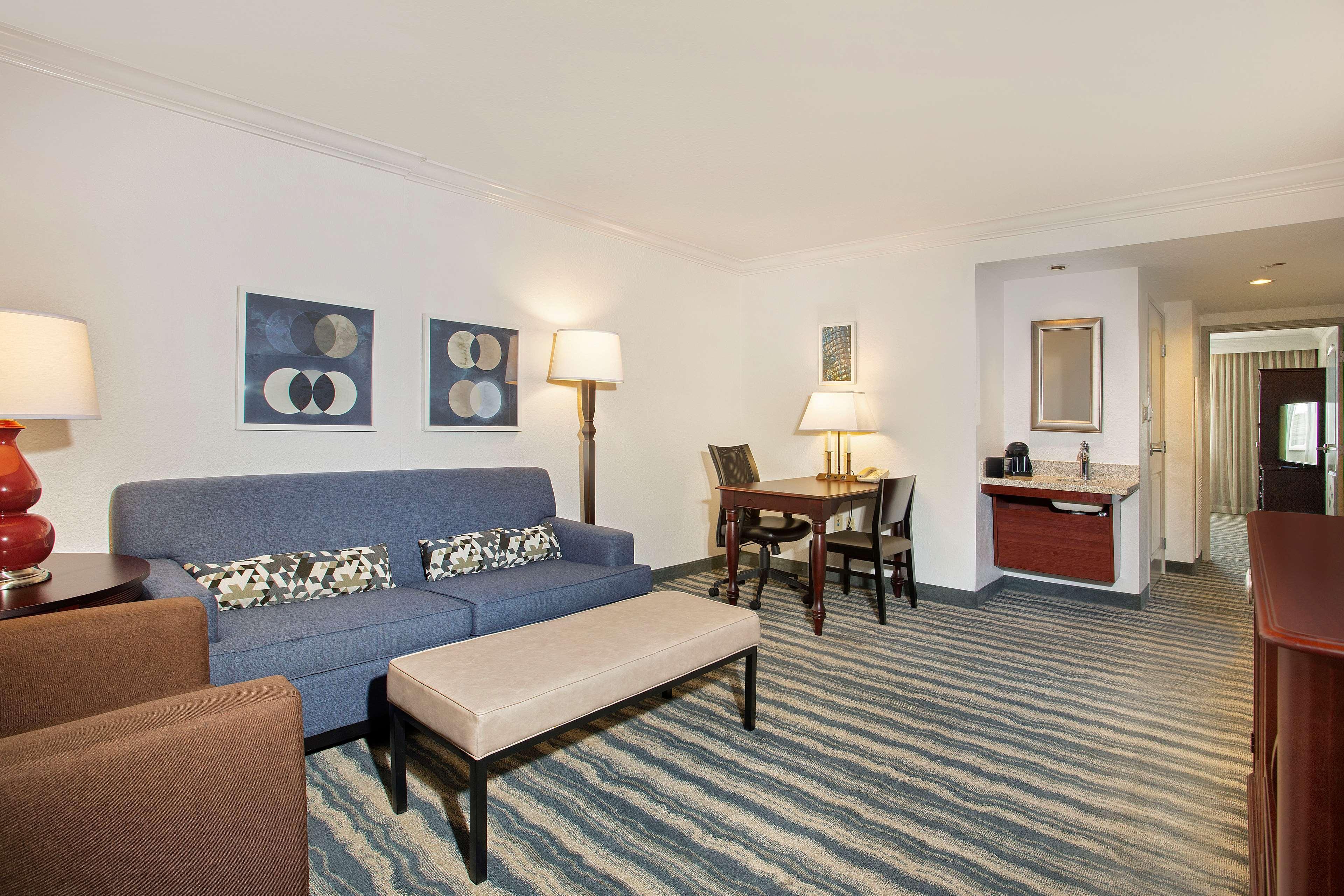 เอมบาสซีสวีทแทมปา แบรนดัน โฮเต็ล Hotel Heartland ภายนอก รูปภาพ